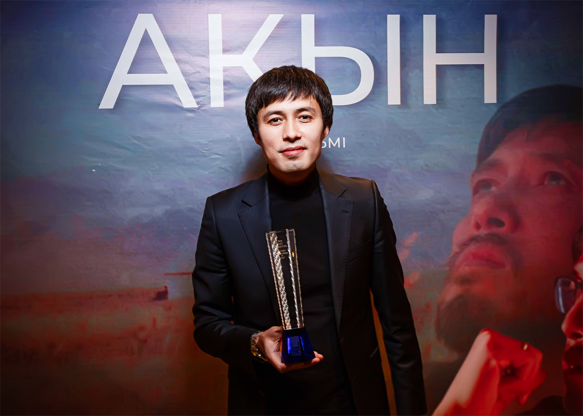 Almatyda «Aqyn» fılminiń tusaýkeseri ótti