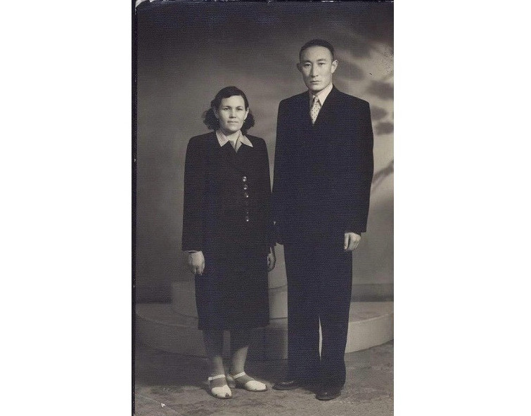 Nyǵymet Myńjan jáne «Sáýle» uıymy