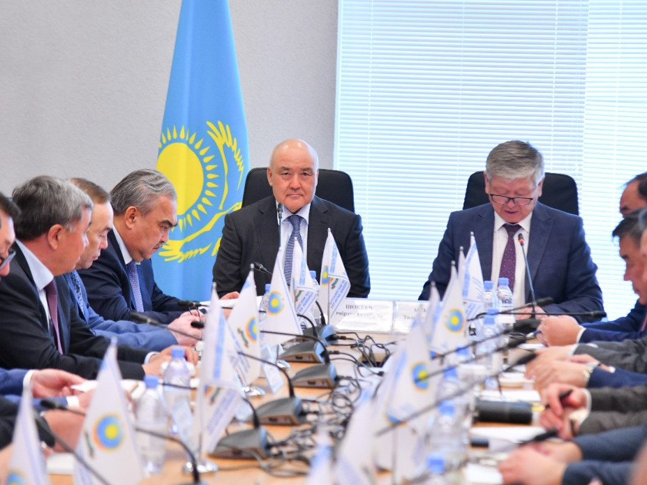 Túrkistanda máslıhat hatshylarynyń respýblıkalyq keńesi ótti