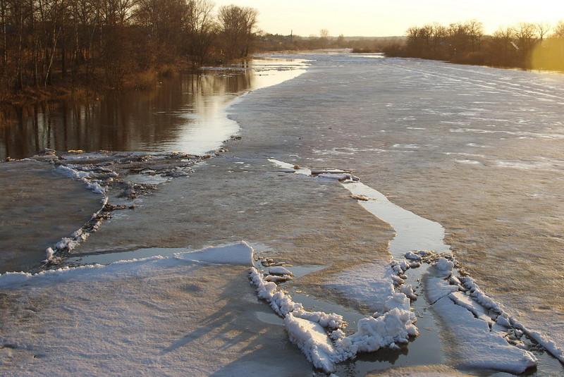 Qarǵyn sýdyń qursaýynda qaldy