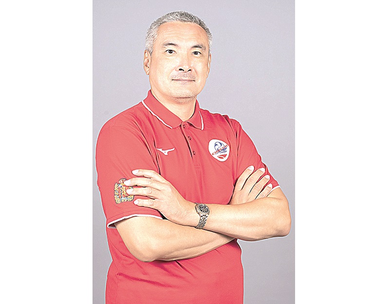 Baqytjan Baıtóreev: Bapkerlerdi syrttan izdeýdiń qajeti joq