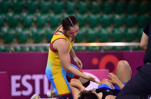 Áıelder kúresinen Qazaqstan quramasy Azııa chempıonatyna attandy