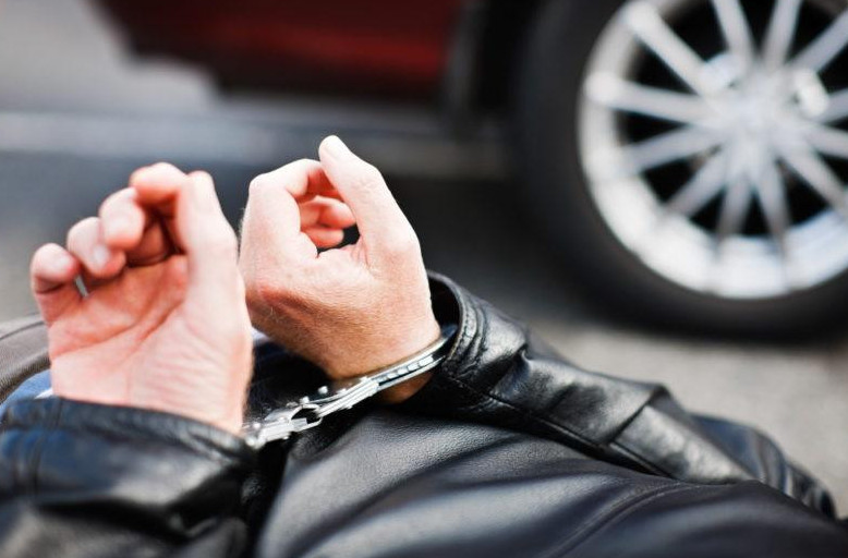 Qaraǵandyda jasóspirim kólik salonynan urlyq jasaǵan