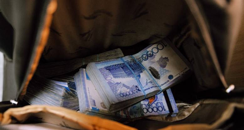 «О́KM Operatory» basshylyǵy 180 mlrd teńge jymqyrmaq bolǵan