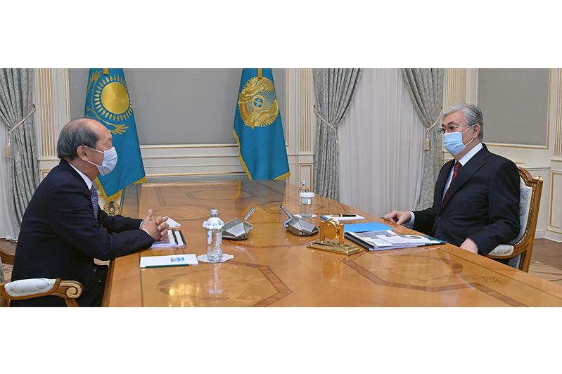 Memleket basshysy Shıgeo Katsýdy qabyldady