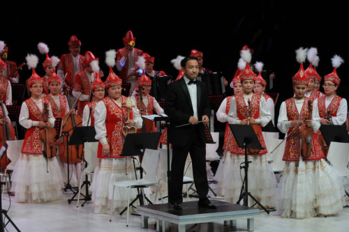 Turan dalasyna kúı shashý