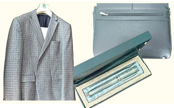 Jýrnalıstiń jeke zattary mýzeıge tapsyryldy