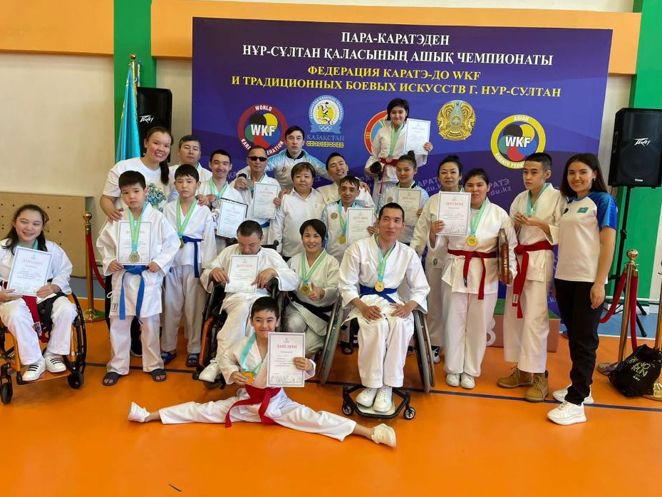 Para-karateden  qalalyq chempıonat ótti