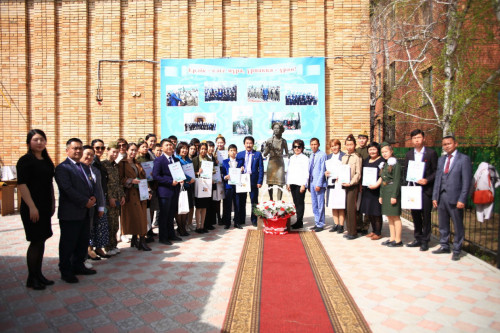 «Mánshúk oqýlary» márege jetti