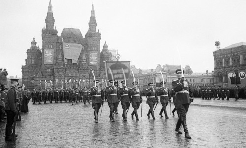 Jeńis sherýine qatysqan qaharman