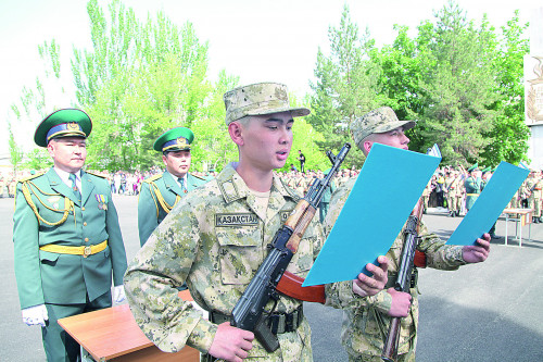 Jas jaýyngerler sap túzedi