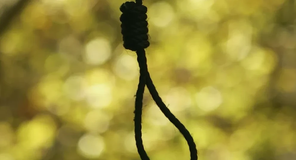 Qostanaıda prokýratýra qyzmetkeri óz-ózine qol jumsady