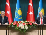Toqaev pen Erdoǵan BAQ ókilderine brıfıng ótkizdi