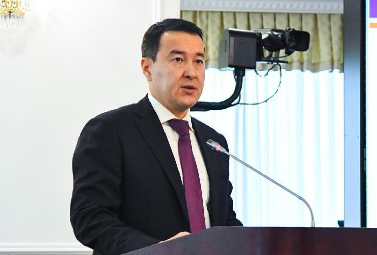 Premer-Mınıstr Mańǵystaýǵa jumys saparymen bardy