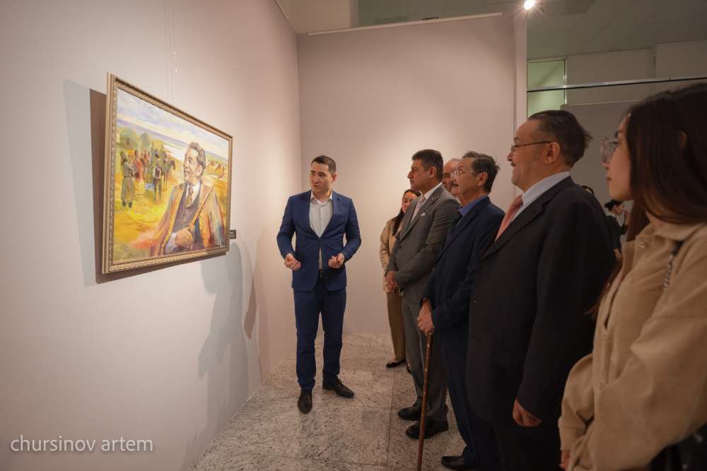 Tulǵalar beınelengen kompozısııalar