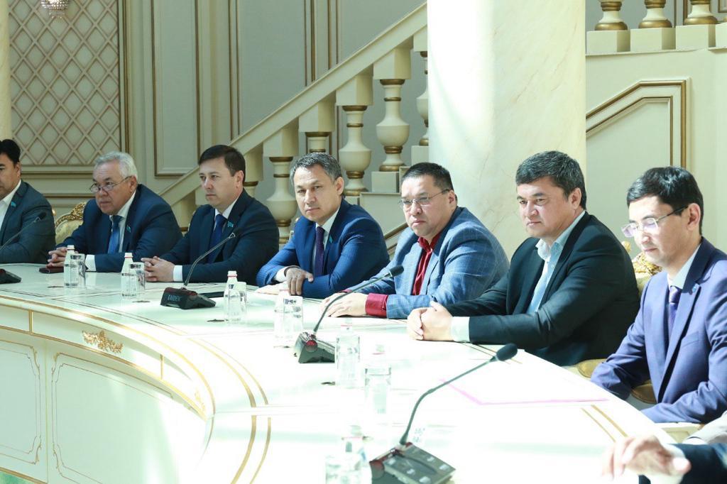 Besinshi ózgeris burynǵydan ózgerek