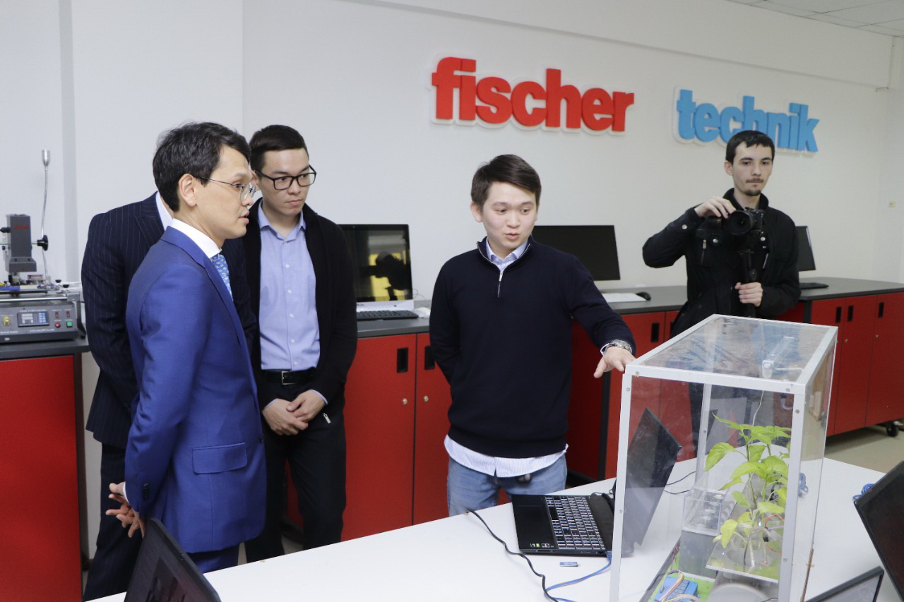 Sıfrlandyrý jobalarymen tanysty