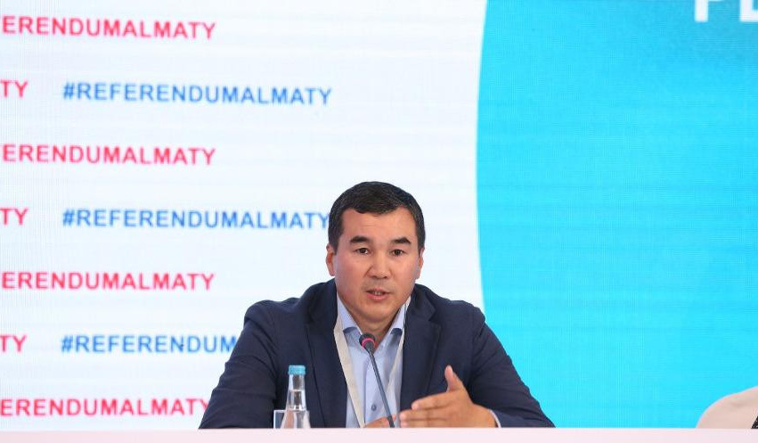 Qyrǵyz baıqaýshysy saılaý ýchaskeleri halyqaralyq talaptarǵa saı ekenin aıtty