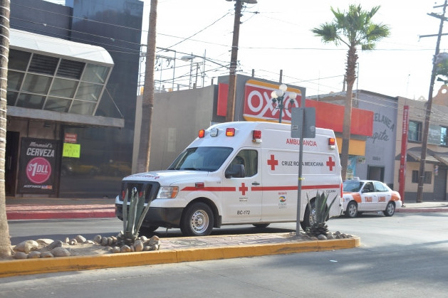 Meksıkada aspaly kópir qulady