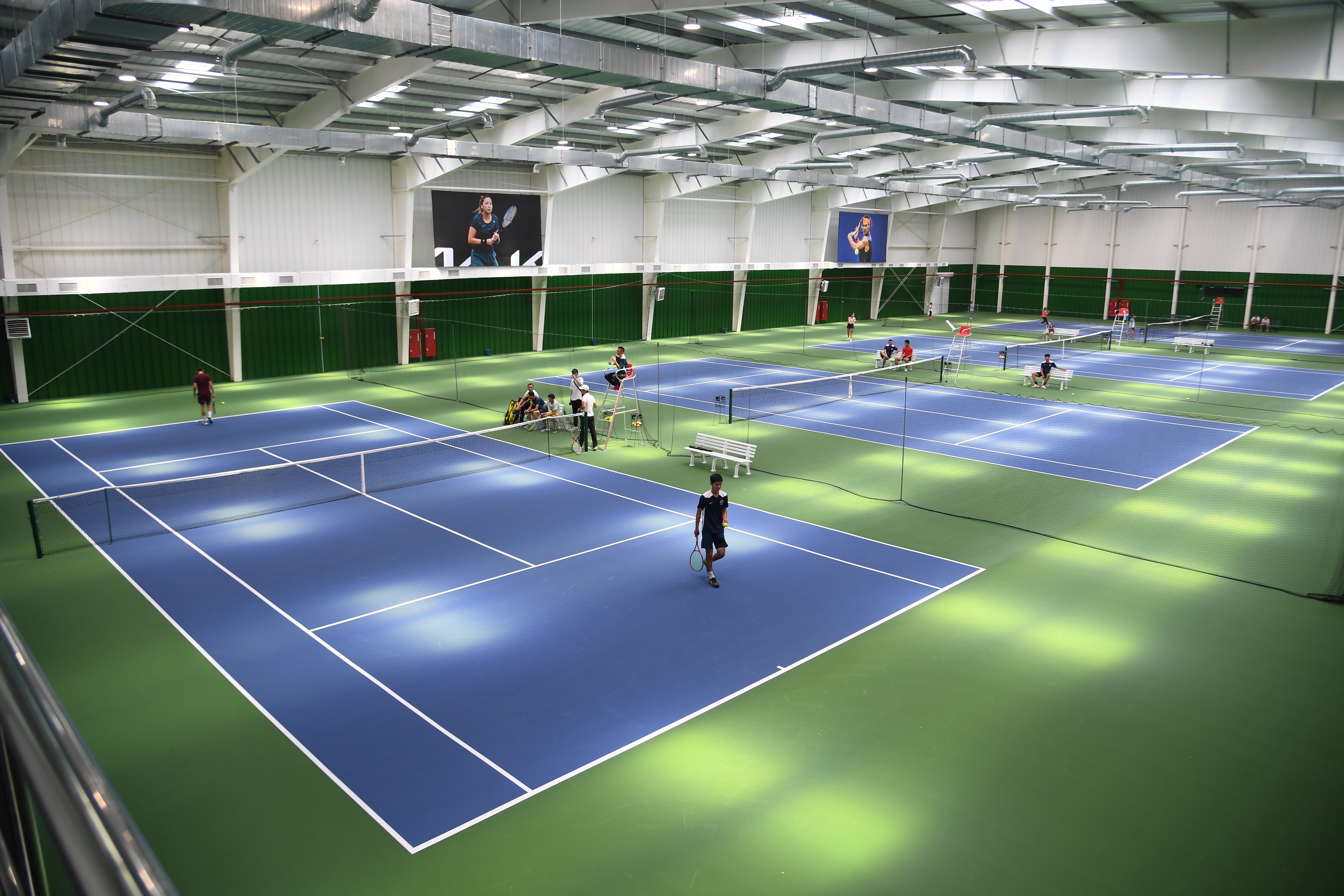 Tennıs ortalyǵy ashyldy