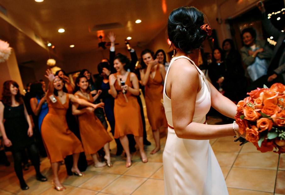 Ádepsizdikti kim tyıady?