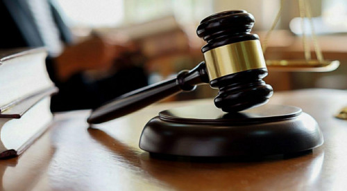 Aqtaýda balasyn óltirip alǵan ana 8 jylǵa sottaldy