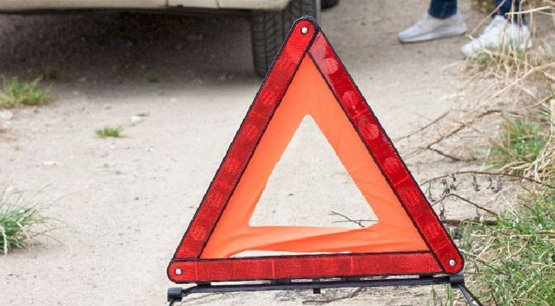 Almatyda avtobýs pen avtokran soqtyǵysyp, 5 adam zardap shekti