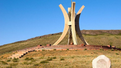 Mańyzdy mindetterdi birge atqara beremiz