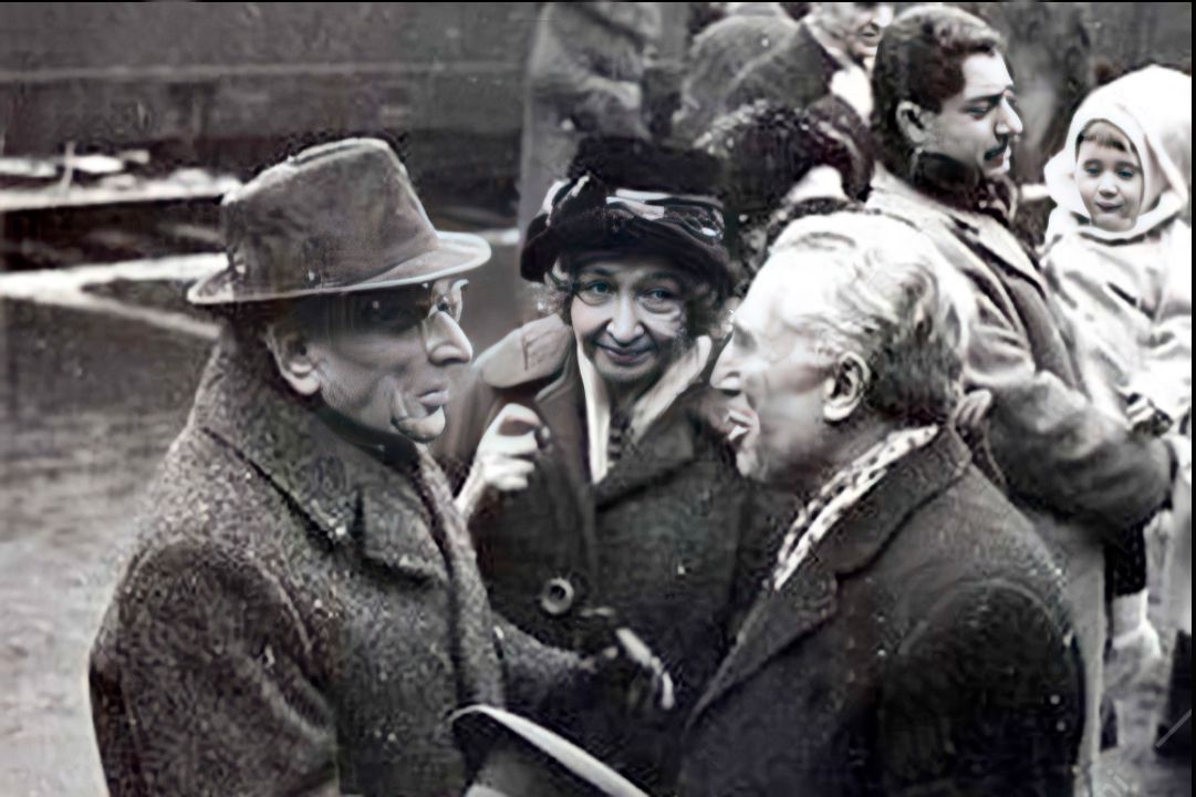 Paýstovskıı men Parıj