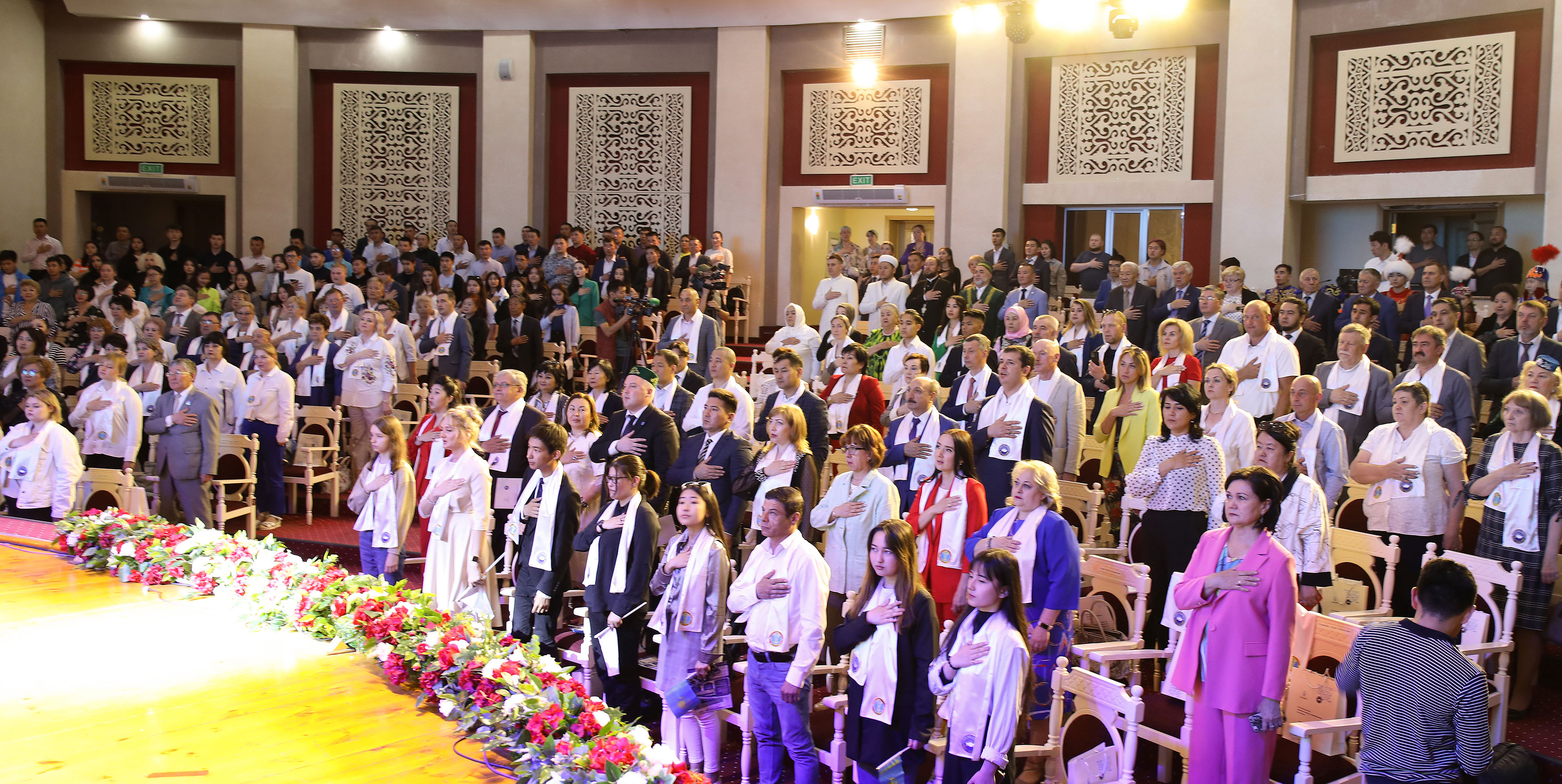 «Dostyq úılerinde» ádistemelik ortalyqtar ashylady