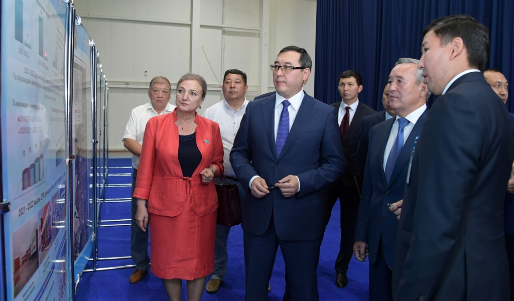 Ilgeri adymdaǵan Ile aýdany áleýmettik máseleden de ada emes