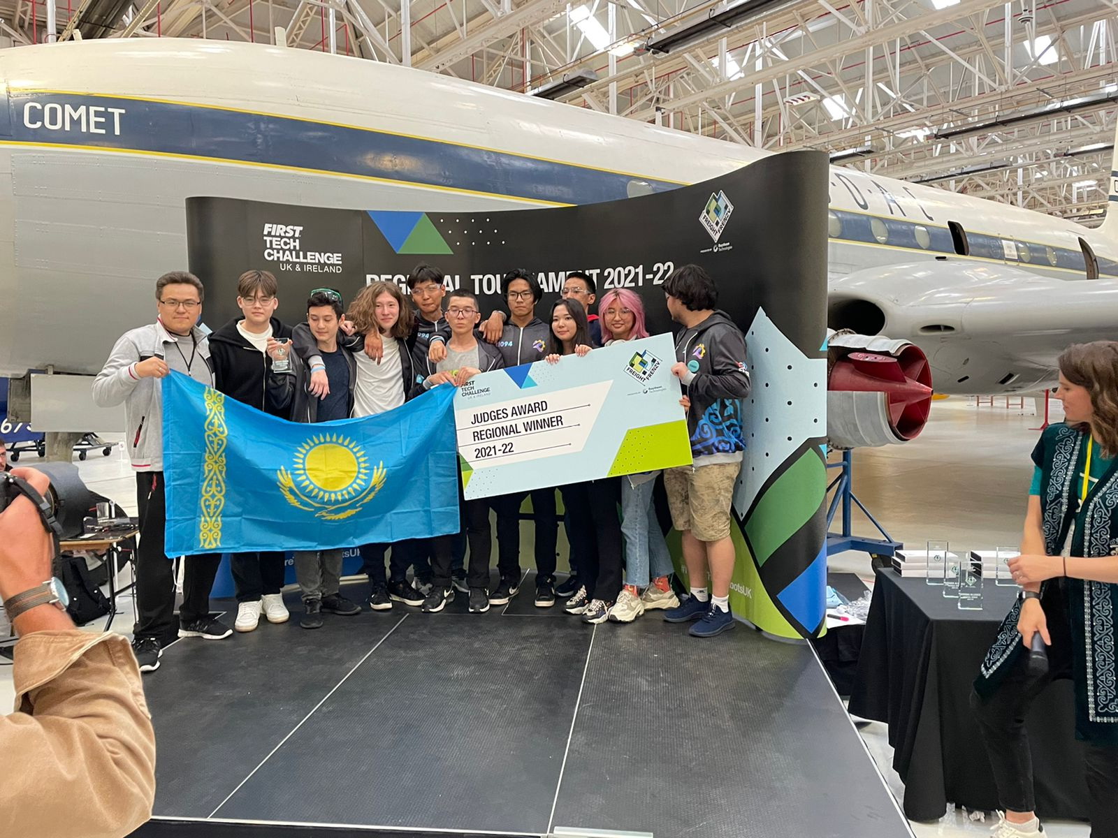 Tumandy Albıonda top jarǵan komanda