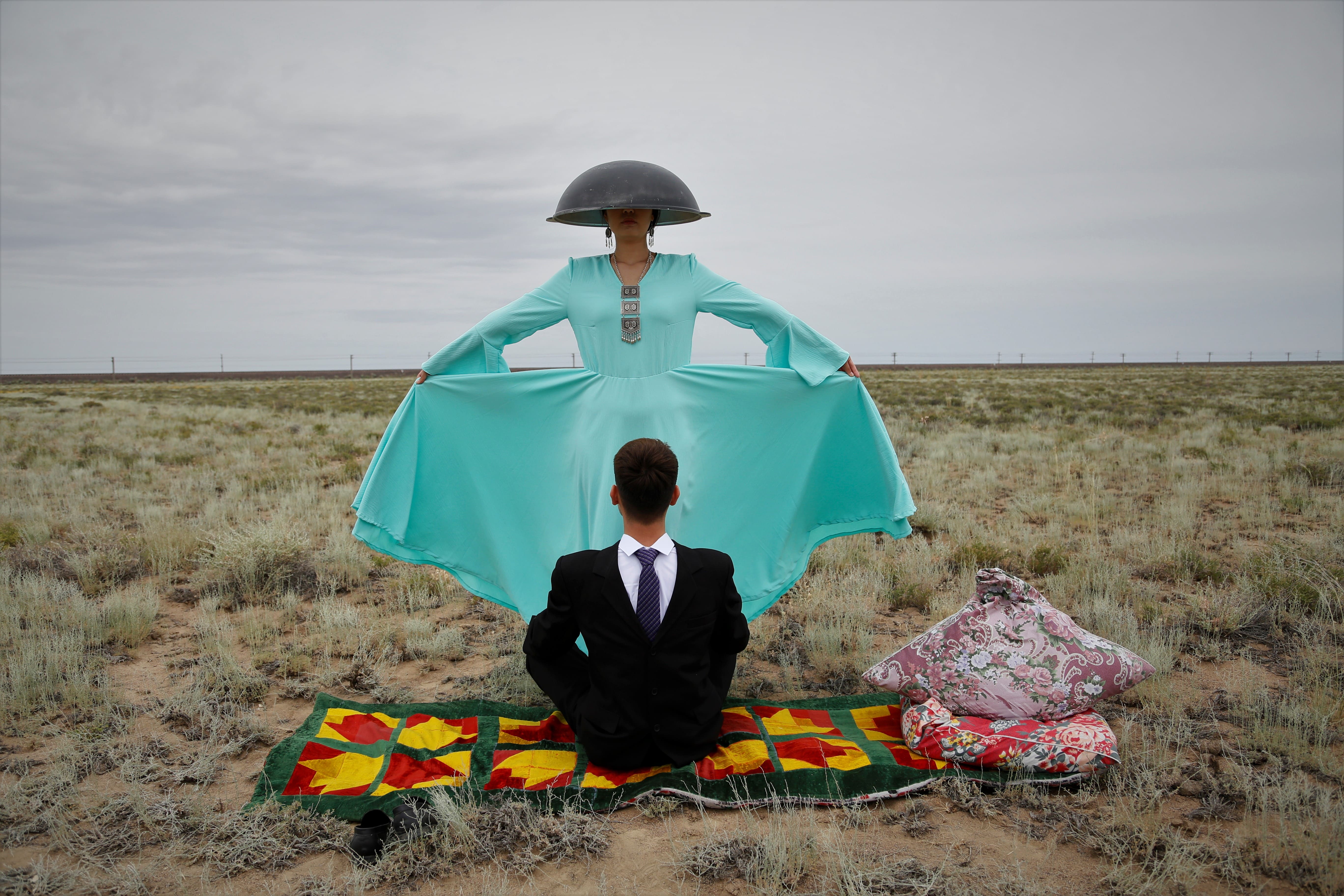 Sýretshi sıýrrealıstik jumystaryn nege órtedi?