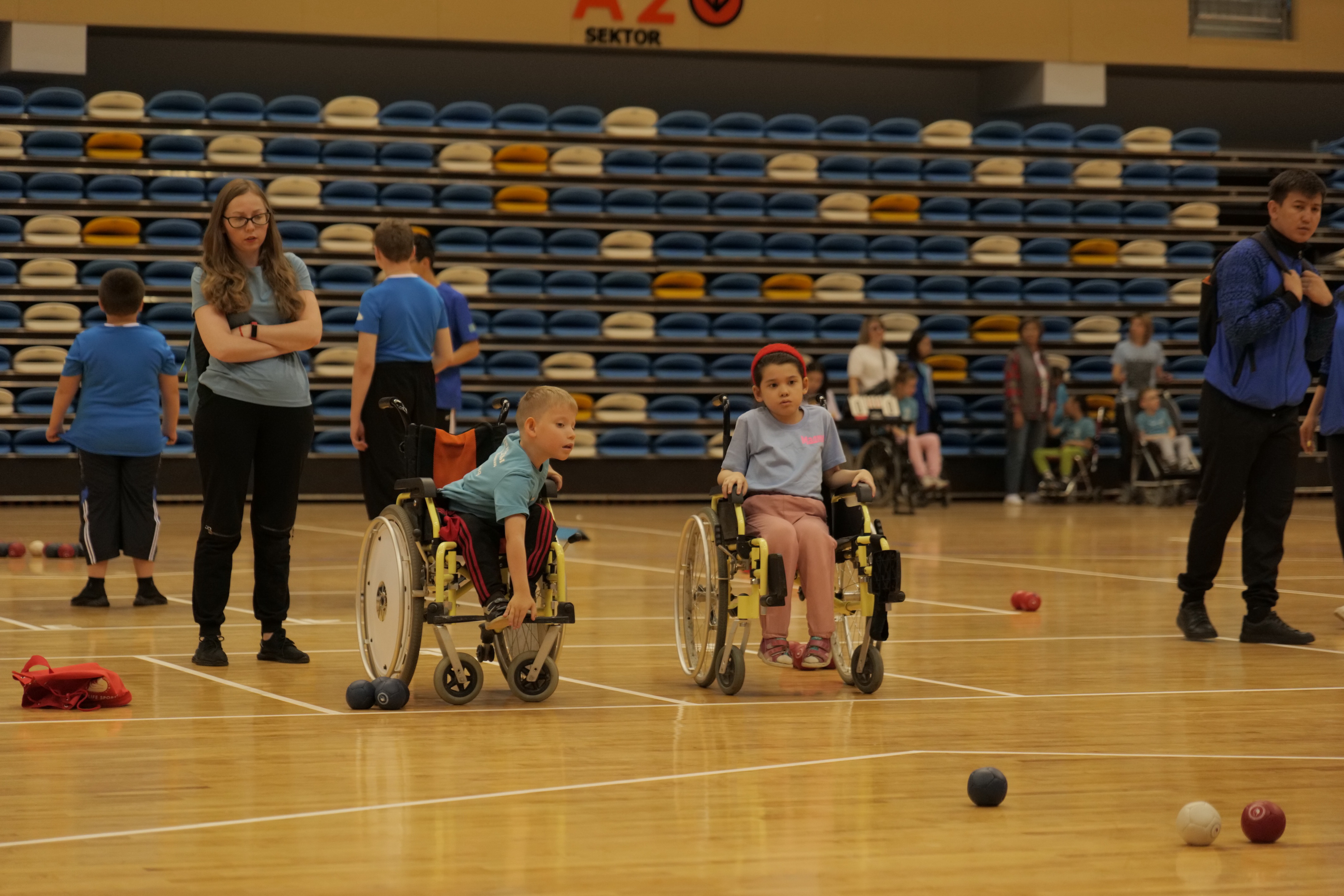 Erekshe balalar el chempıonatynda baq synady