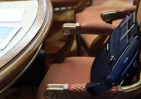 Senatorlar el aımaqtarynda halyqpen kezdesti