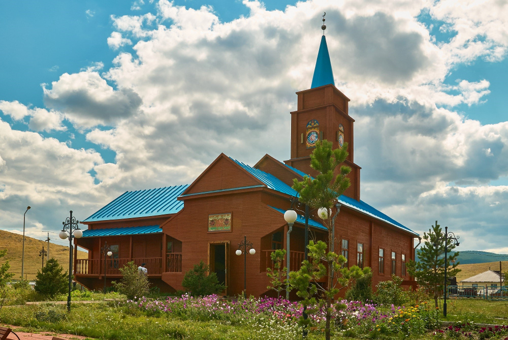 Qydyr daryp, qut qonǵan Qarqaraly...