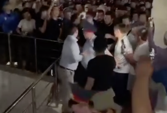 Polıseıdi kim qorǵaıdy?