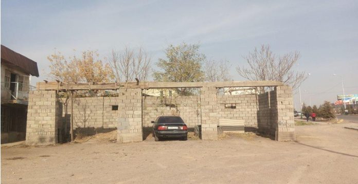 Qurylystaǵy qat-qabat bylyq