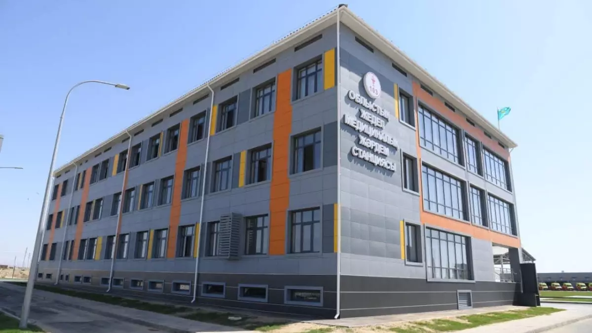 Túrkistanda zamanaýı jedel járdem ortalyǵy boı kóterdi