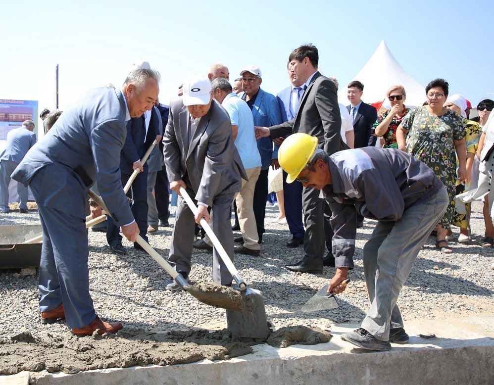 Úsh nysannyń irgetasy qalandy