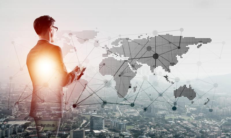 О́zgermeli álemdegi yntymaqtastyq joly