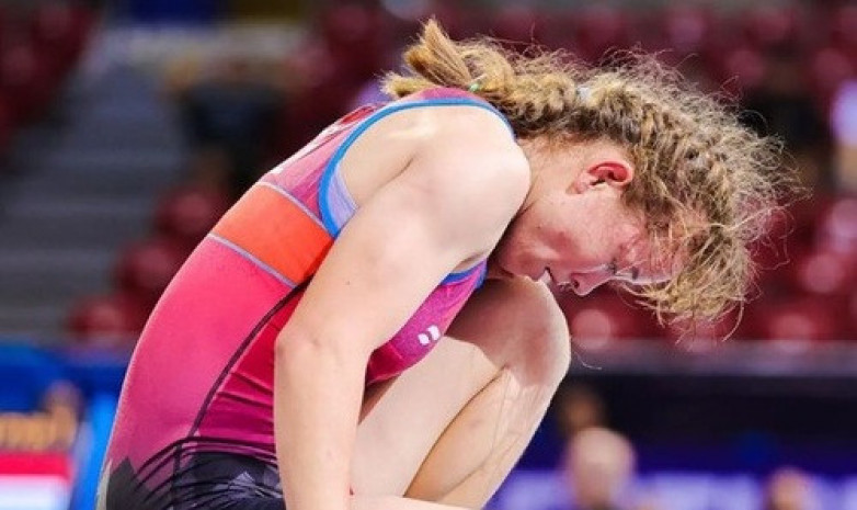 Boz kilemde – burymdylar