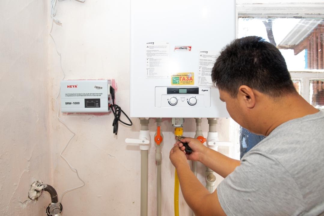 El ıgiligi eselene tústi