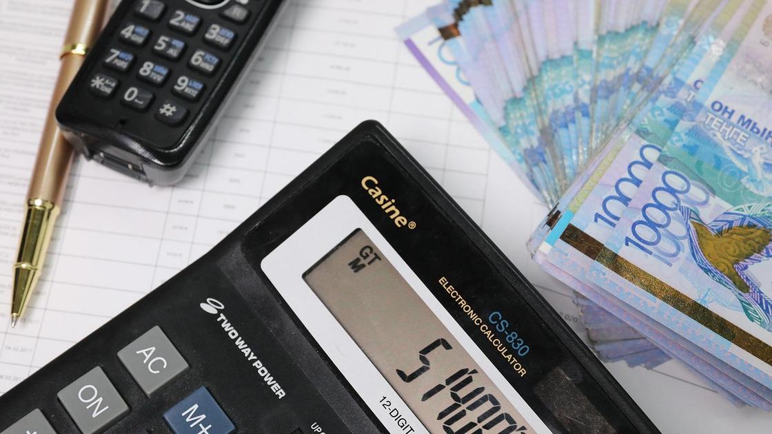 Shaǵyn bıznes kredıt suraıdy