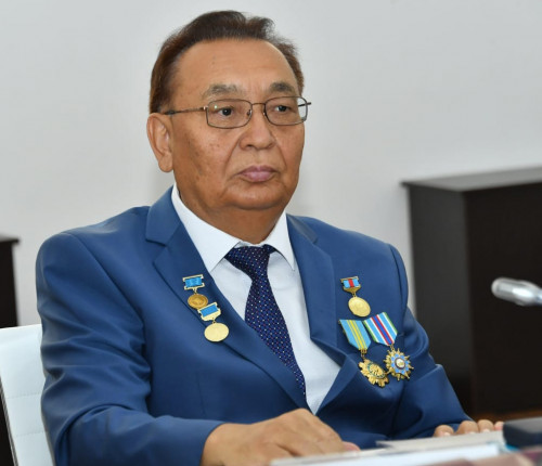 О́tegen Oralbaıulynyń shyǵarmashylyǵyna arnalǵan konferensııa ótti