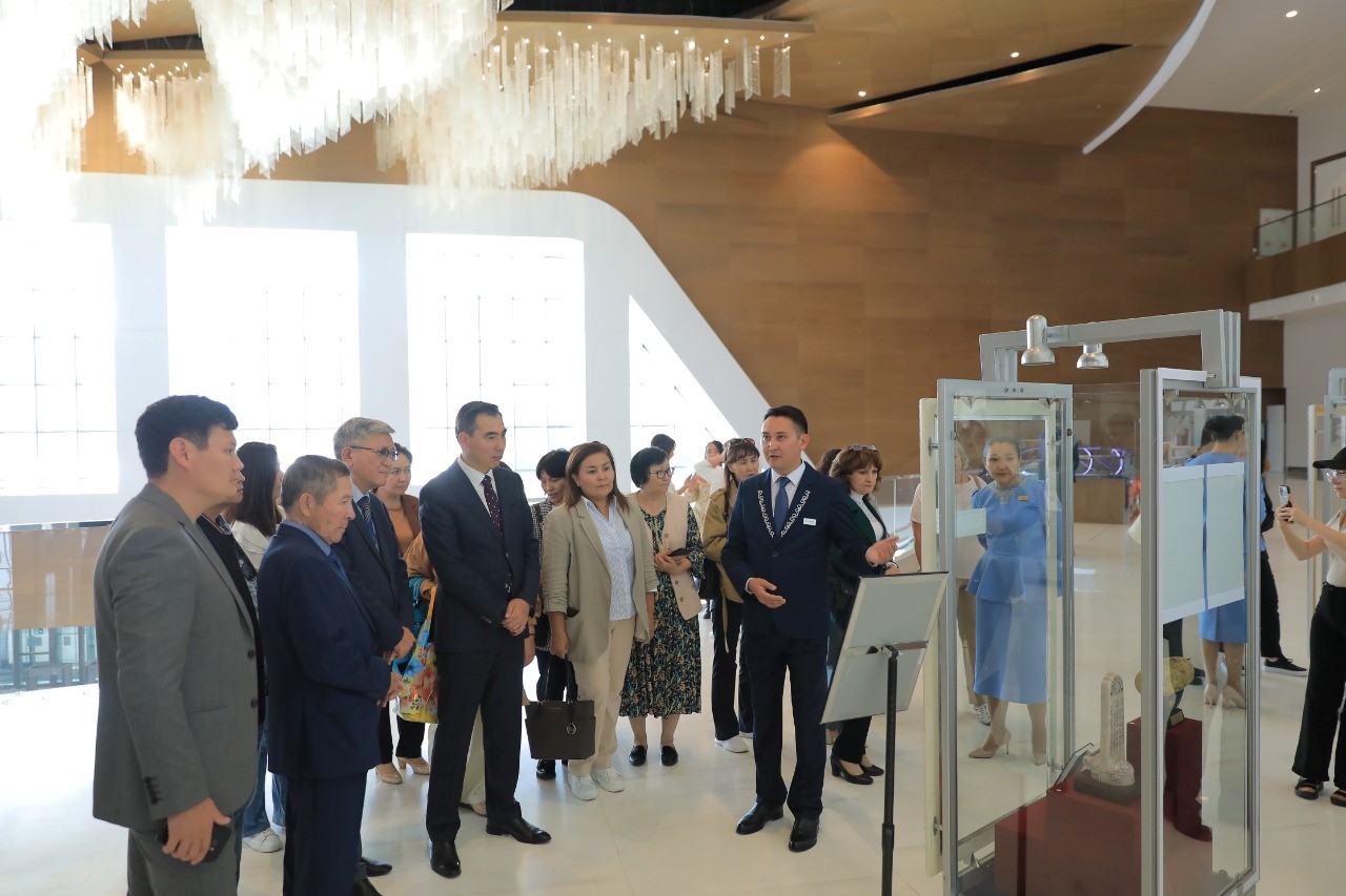 «Qaǵazǵa til bitirgen...»