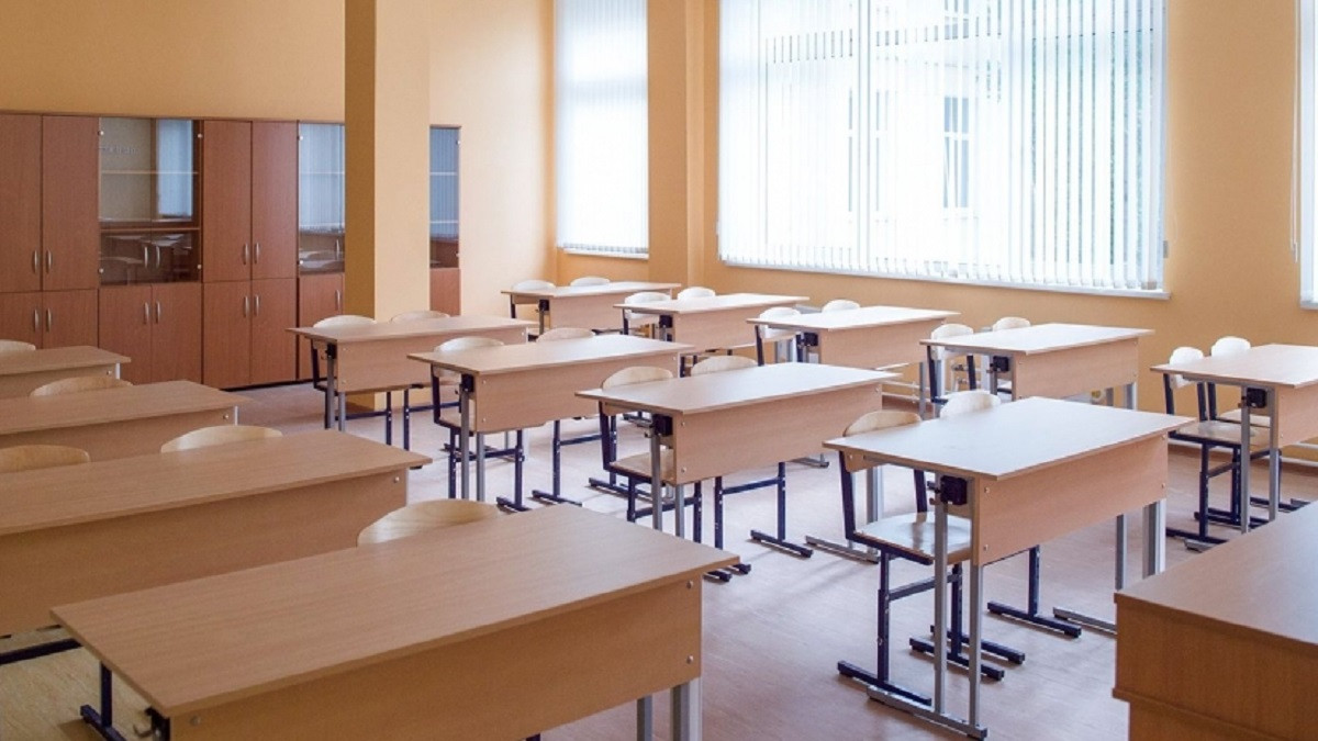 Qarasheńgelge mektep salyp berdi