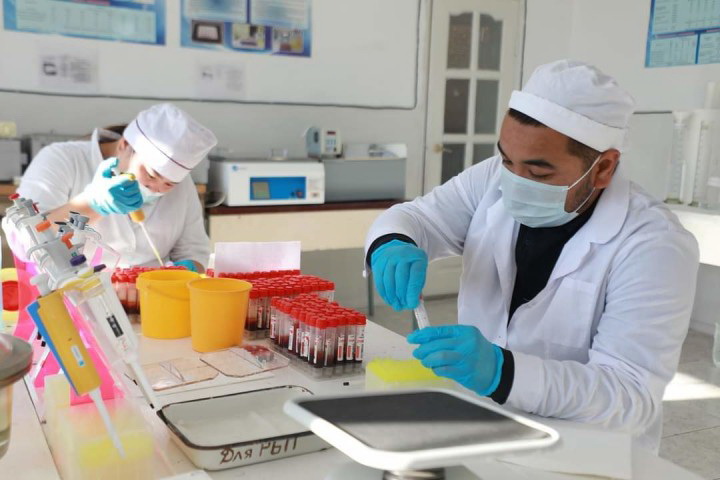 Shalǵaı aýyldardyń shyraıy kiredi