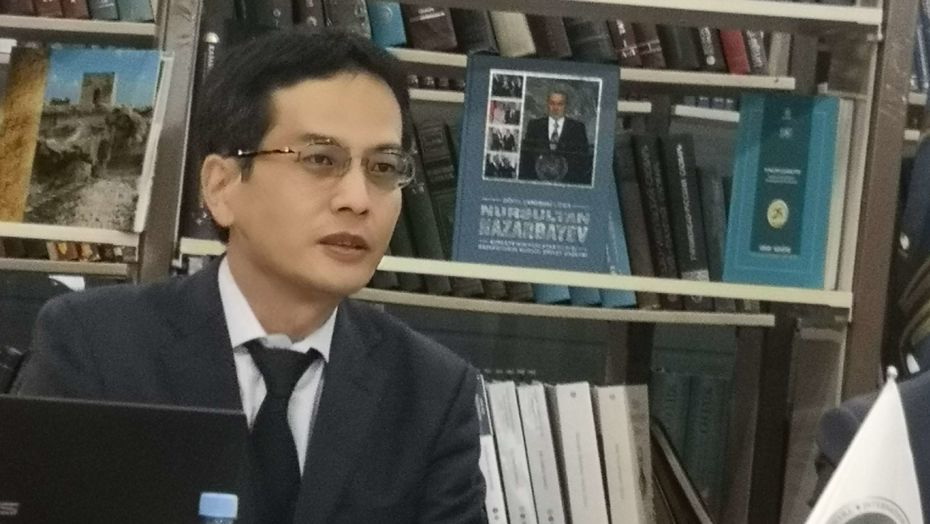 Tomohıko Ýıama: Alash Japonııadan halyqaralyq deńgeıde moıyndaýdy suraǵan