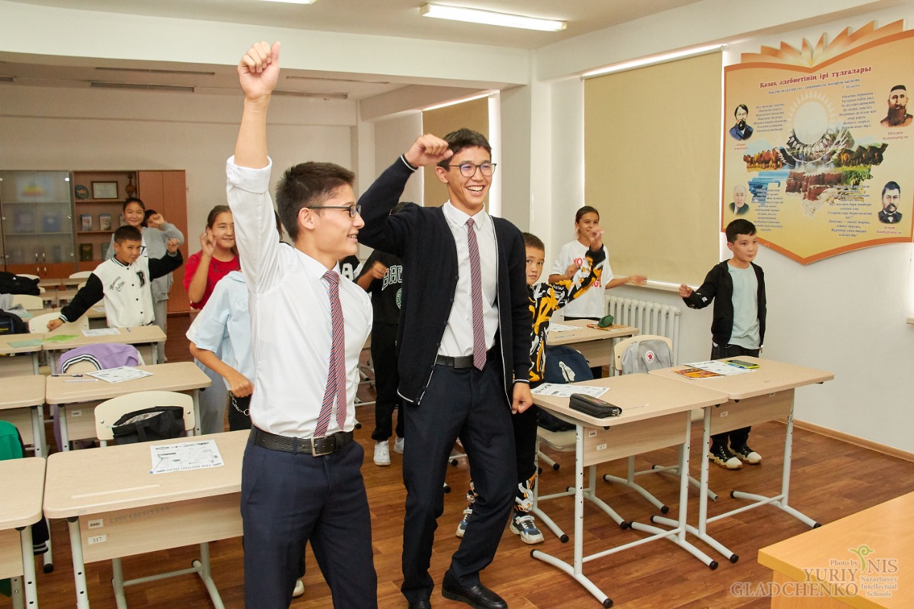 О́zge tildiń bárin bil…